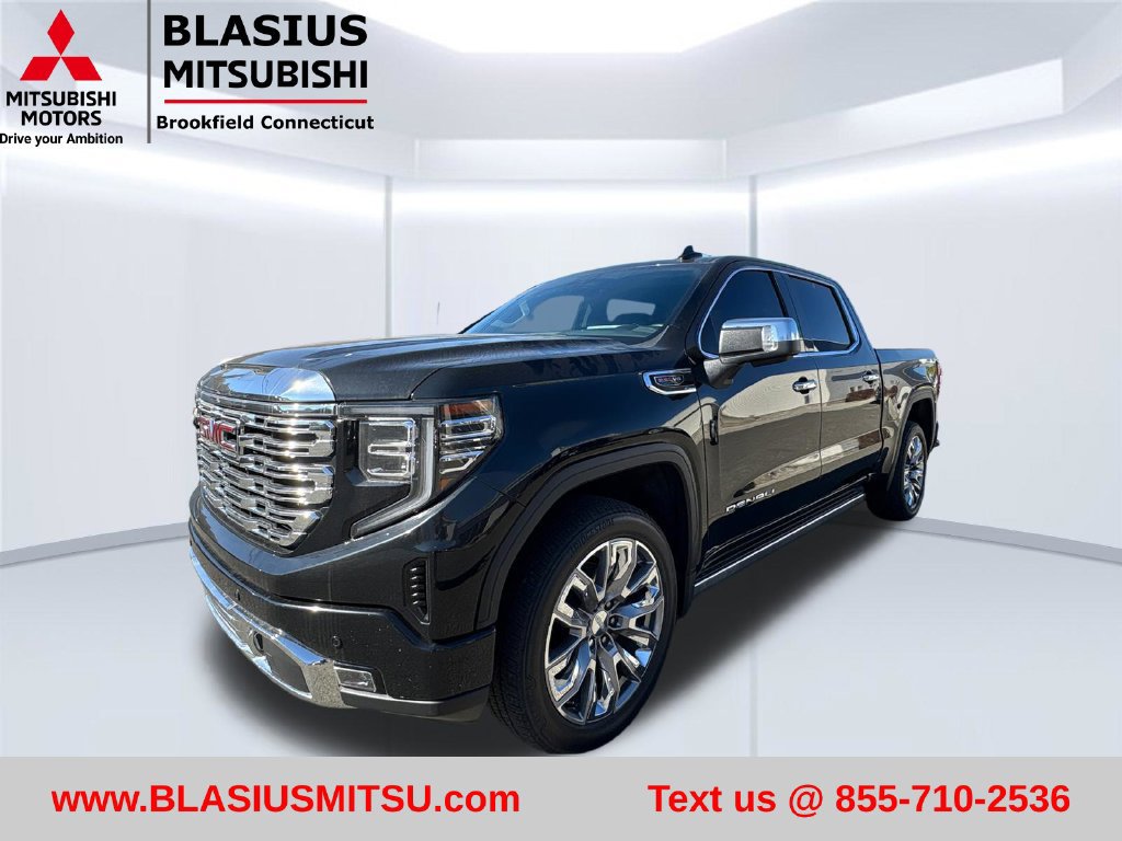 Used 2023 GMC Sierra 1500 Denali w/ Denali Reserve Package AWD/4WD image 1