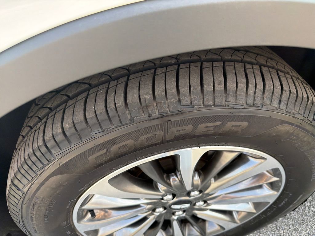 Used 2020 Lincoln Nautilus FWD w/ Equipment Group 101A image 29