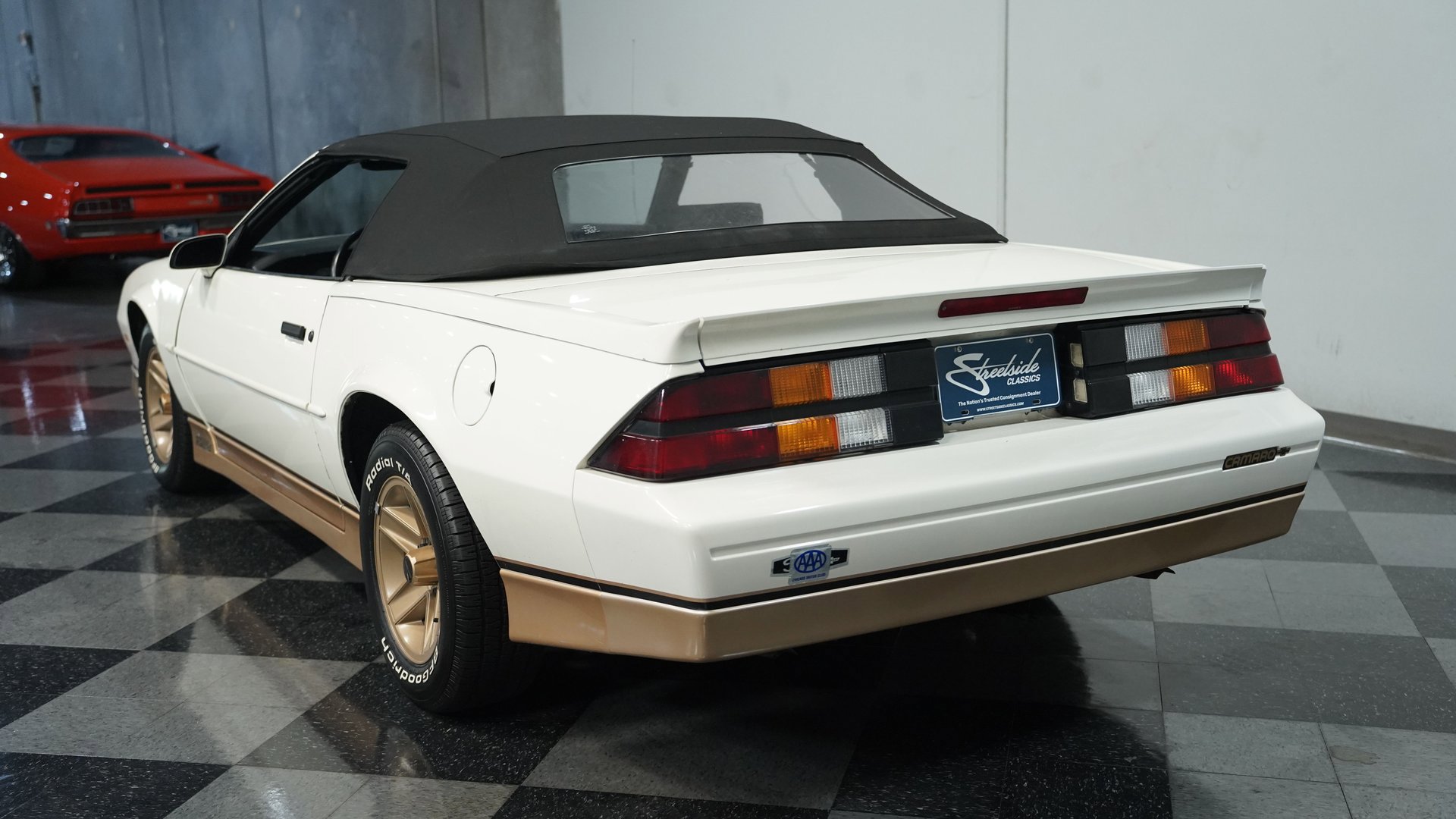 Used 1988 Chevrolet Camaro LT image 8