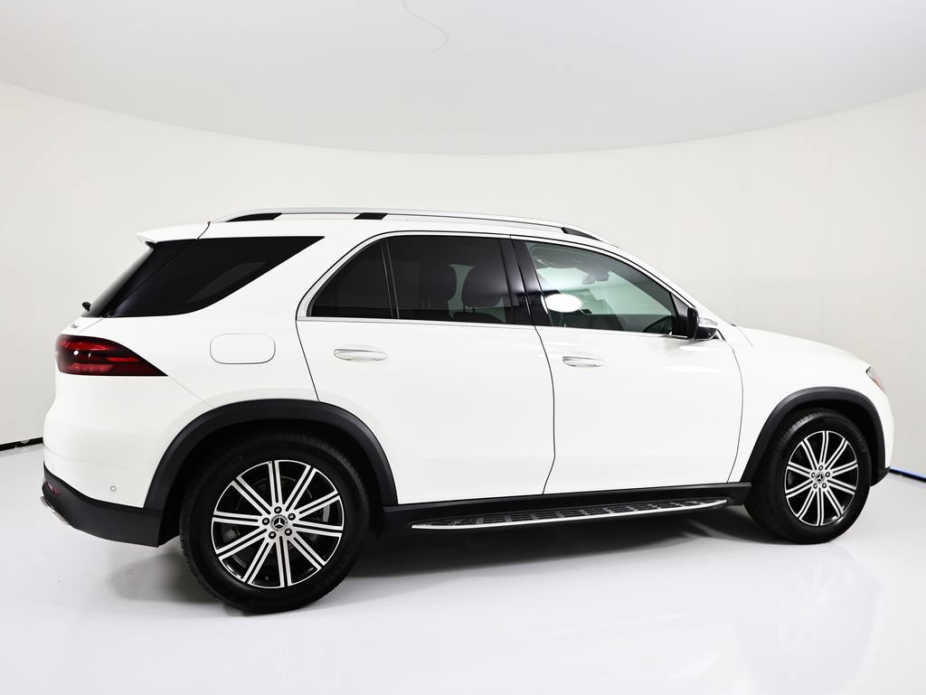 Used 2026 Mercedes-Benz GLE 350 4MATIC w/ Winter Package image 8
