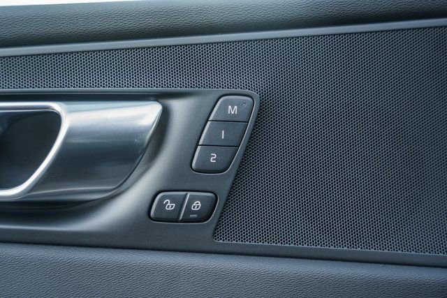 New 2026 Volvo XC60 B5 Plus w/ Climate Package image 41