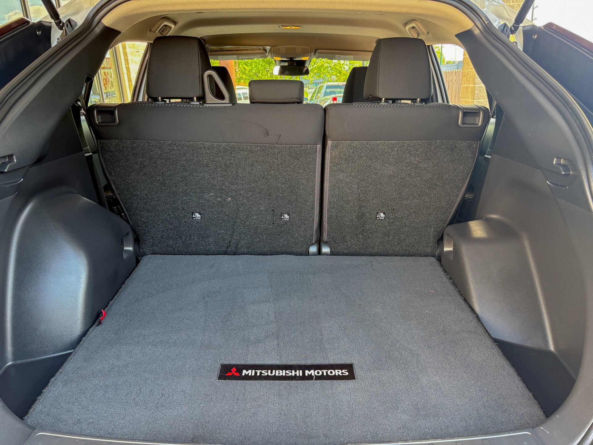 Used 2023 Mitsubishi Eclipse Cross LE AWD/4WD image 32