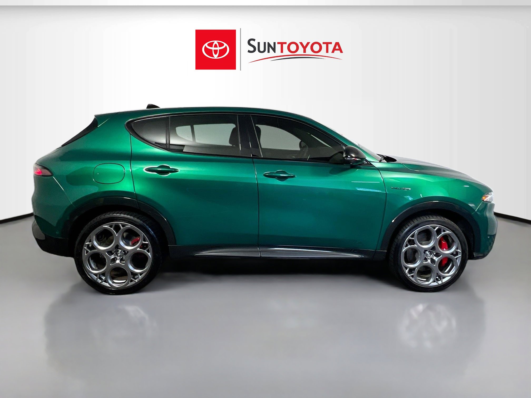 Used 2024 Alfa Romeo Tonale Veloce image 2