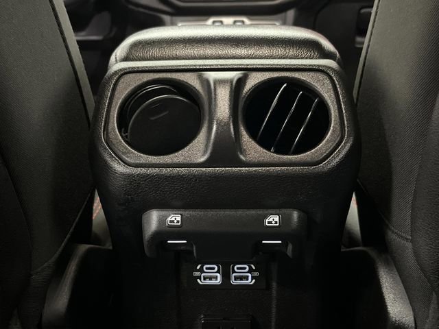 Used 2021 Jeep Wrangler Unlimited Rubicon image 31