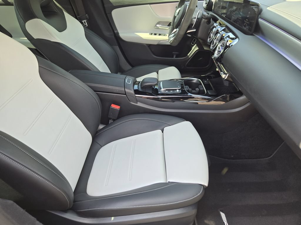 Used 2021 Mercedes-Benz CLA 35 AMG 4MATIC image 14