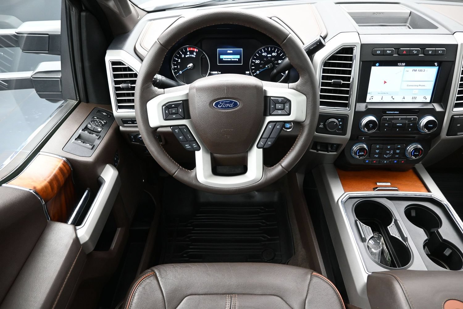 Used 2017 Ford F350 King Ranch w/ King Ranch Ultimate Package AWD/4WD image 26