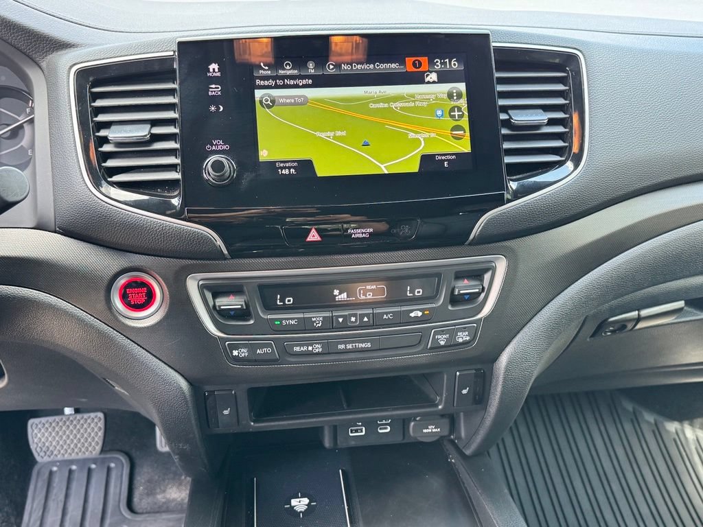 Used 2025 Honda Passport TrailSport image 16