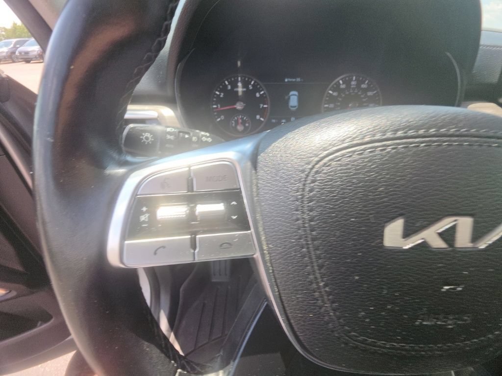 Used 2022 Kia Telluride SX w/ SX Prestige Package AWD/4WD image 17