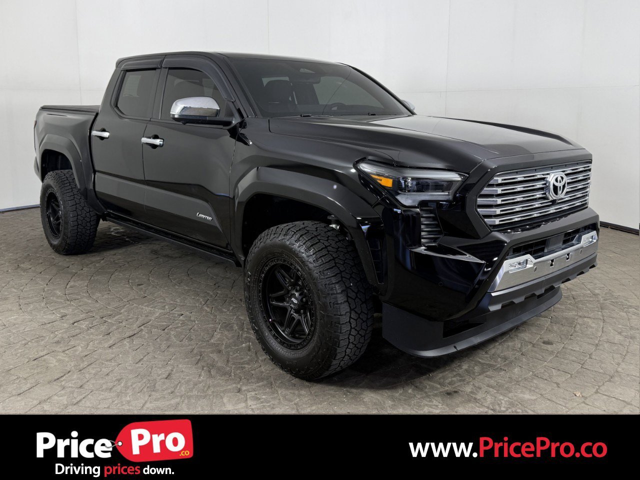 Used 2024 Toyota Tacoma Limited w/ Limited Package (LT)