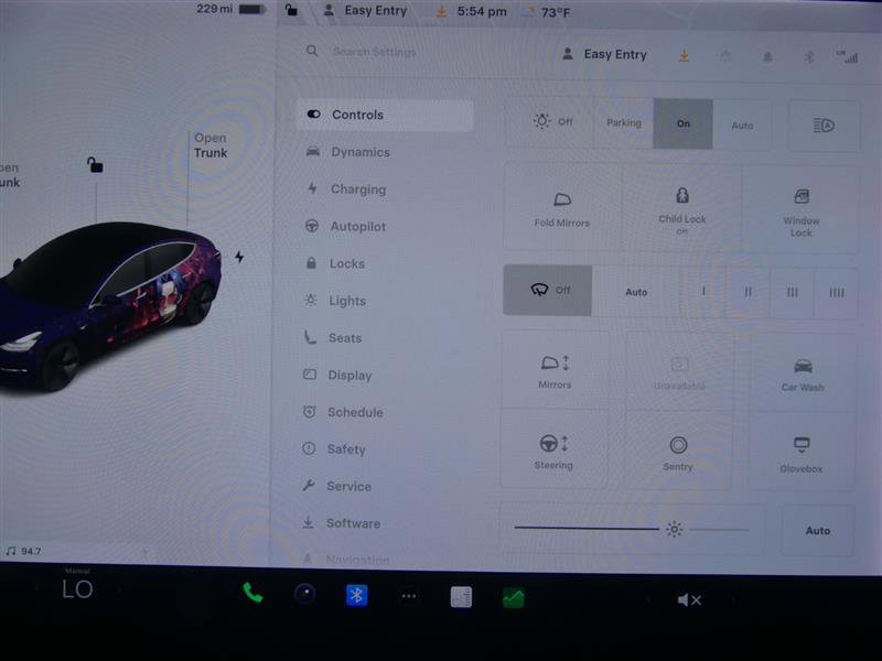 Used 2018 Tesla Model 3 Long Range image 11