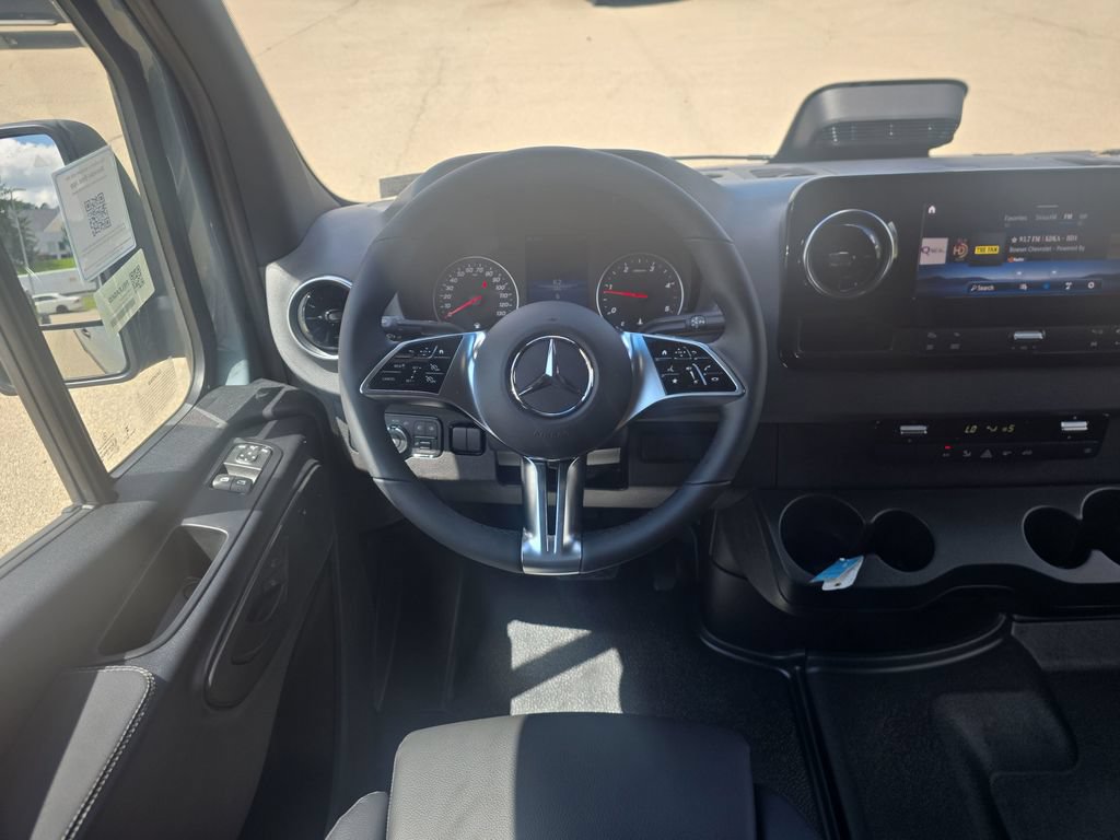 New 2026 Mercedes-Benz Sprinter 2500 image 13
