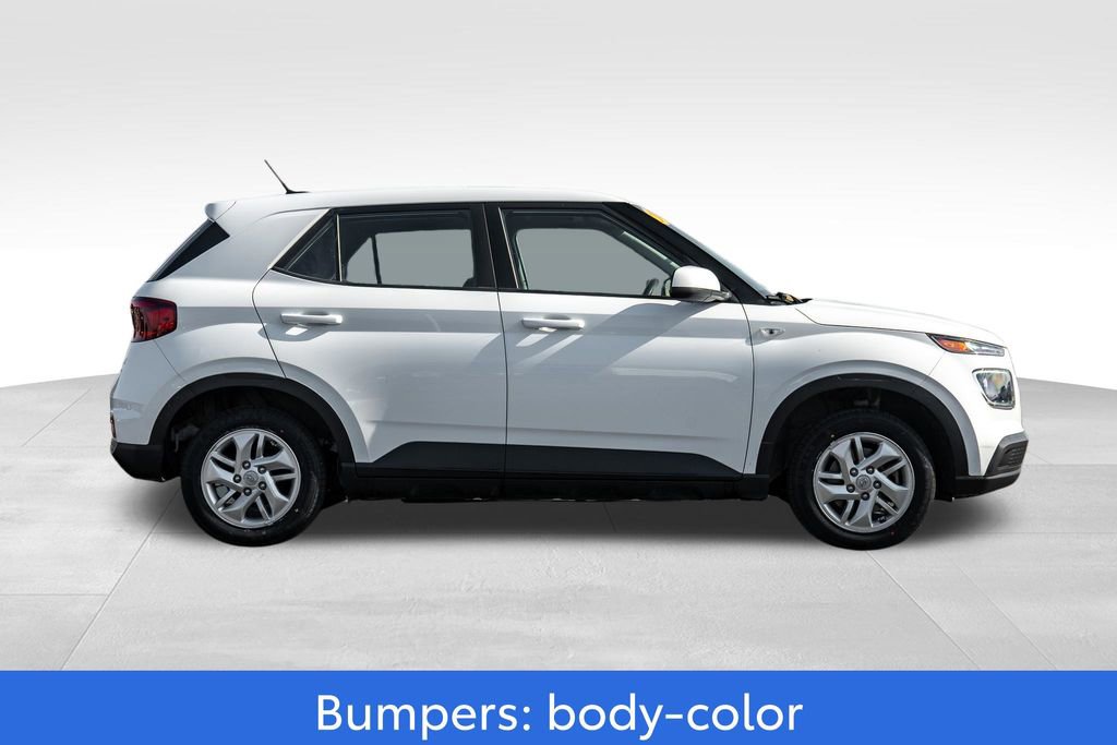 Used 2023 Hyundai Venue SE FWD image 8