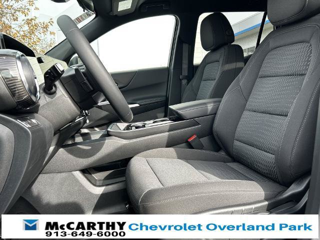 New 2026 Chevrolet Equinox LT FWD image 17