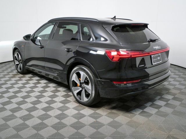 Certified 2022 Audi e-tron Premium Plus w/ Premium Plus Package image 31