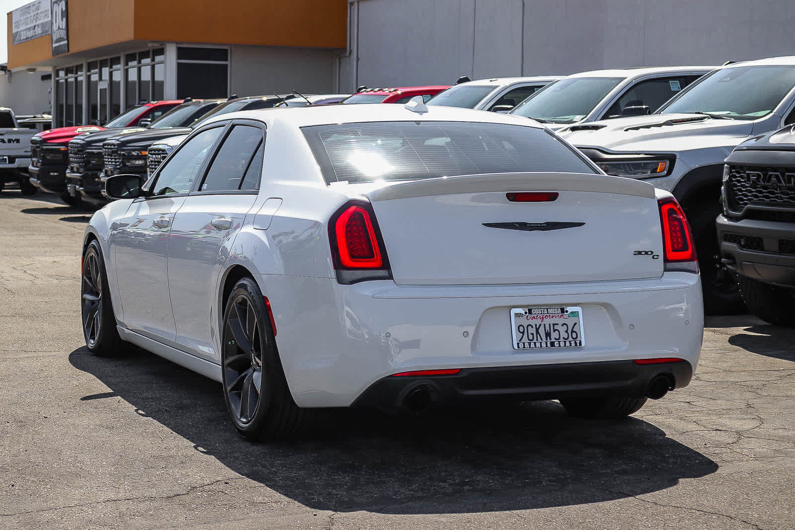 Used 2023 Chrysler 300 C RWD image 6
