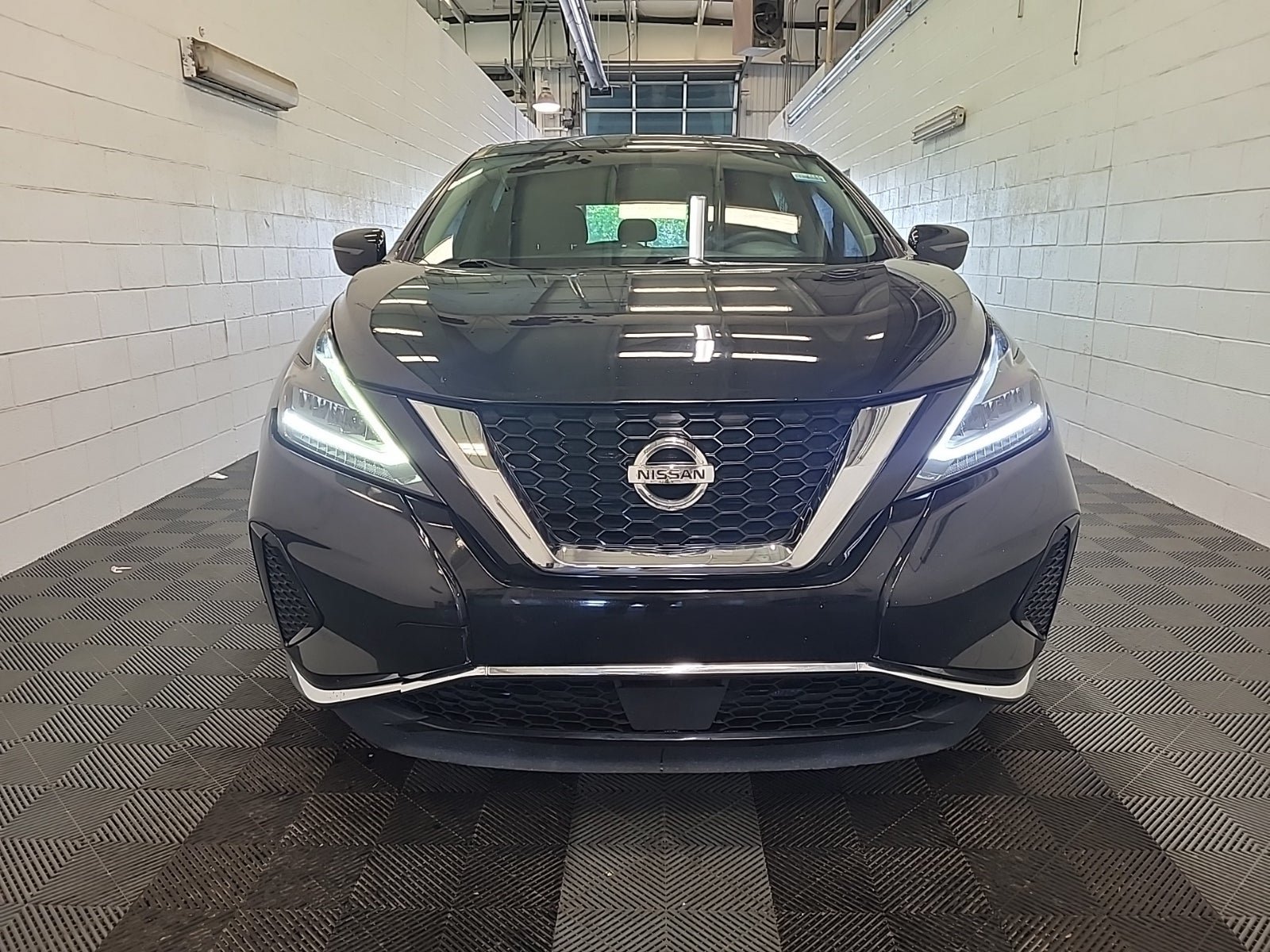 Used 2019 Nissan Murano S AWD/4WD image 3