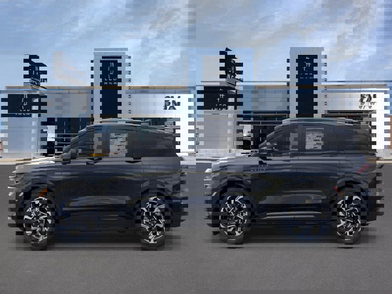 New 2026 Lincoln Nautilus Premier w/ Equipment Group 102A image 3