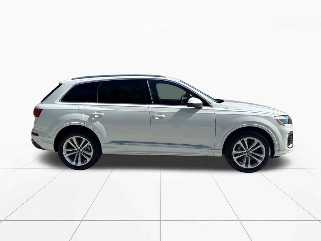Used 2025 Audi Q7 3.0T Premium Plus AWD/4WD image 9