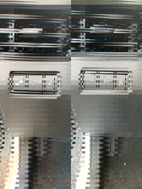 Used 2025 Nissan Altima 2.5 SV image 22