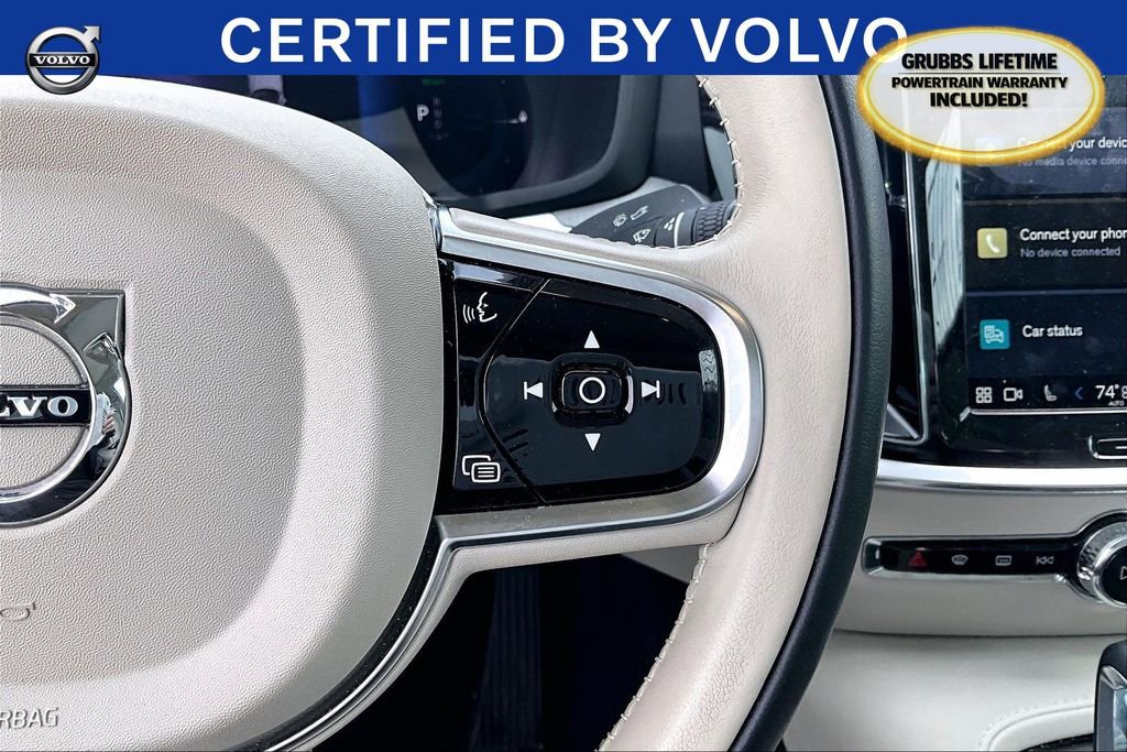 Used 2025 Volvo S60 T8 Plus image 27