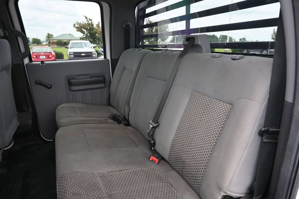 Used 2014 Ford F550 2WD Crew Cab Super Duty image 17