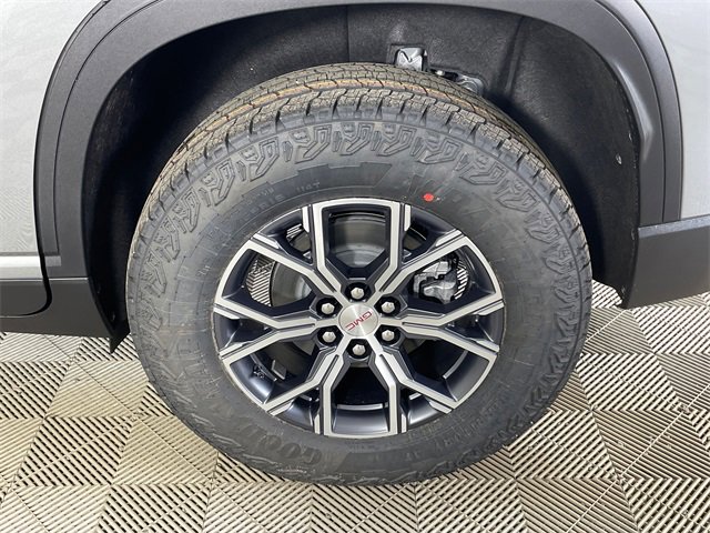 New 2026 GMC Acadia AT4 w/ Luxury Package image 14