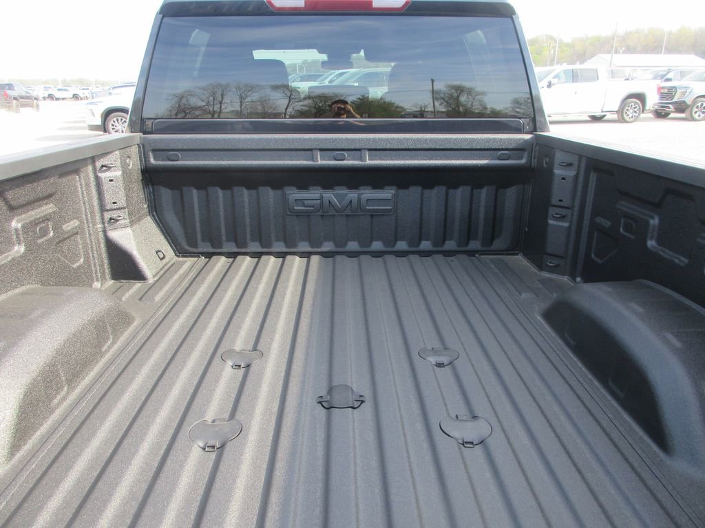 New 2026 GMC Sierra 2500 SLE image 6