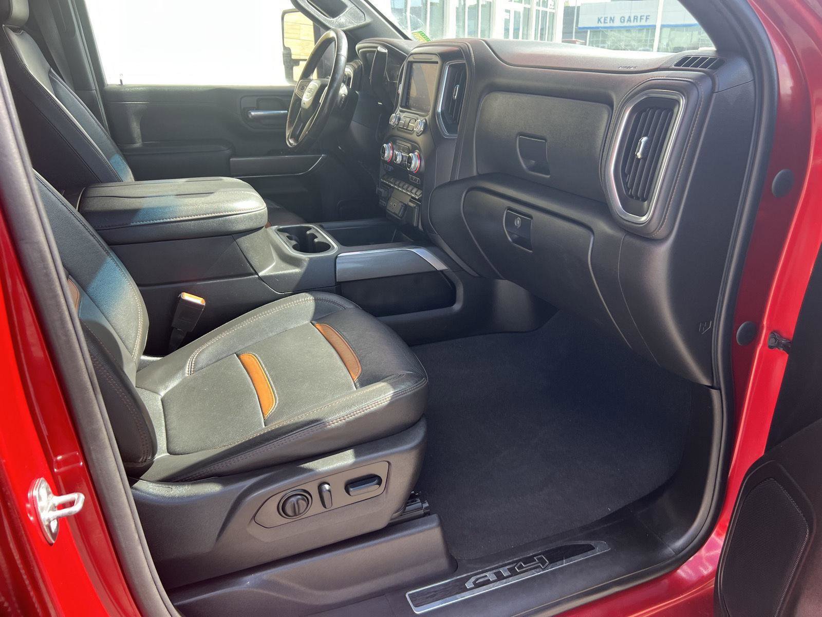 Used 2023 GMC Sierra 2500 AT4 w/ Gooseneck/5TH Wheel Package image 15