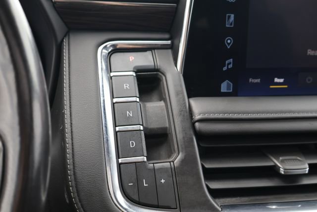 Used 2023 Chevrolet Tahoe LT w/ LT Signature Plus Package image 16