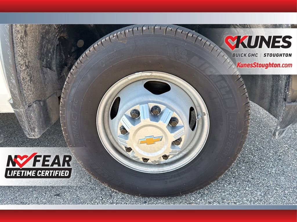 Used 2024 Chevrolet Silverado 3500 W/T image 14