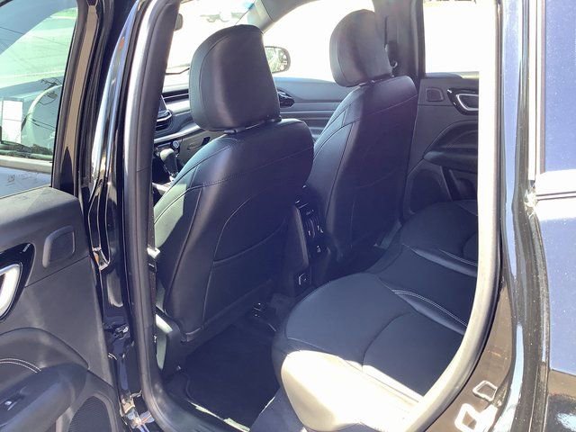 Used 2023 Jeep Compass High Altitude w/ Driver Assist Group I image 24