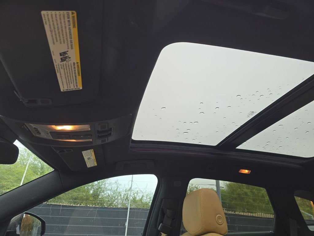 Used 2014 Cadillac SRX Performance w/ Driver Assist Package image 13