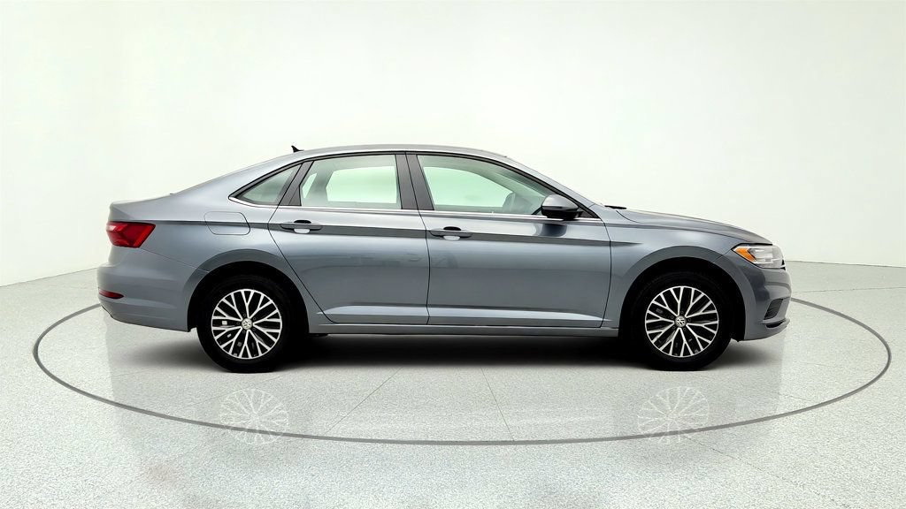 Used 2020 Volkswagen Jetta SE w/ SE Cold Weather Package FWD image 4