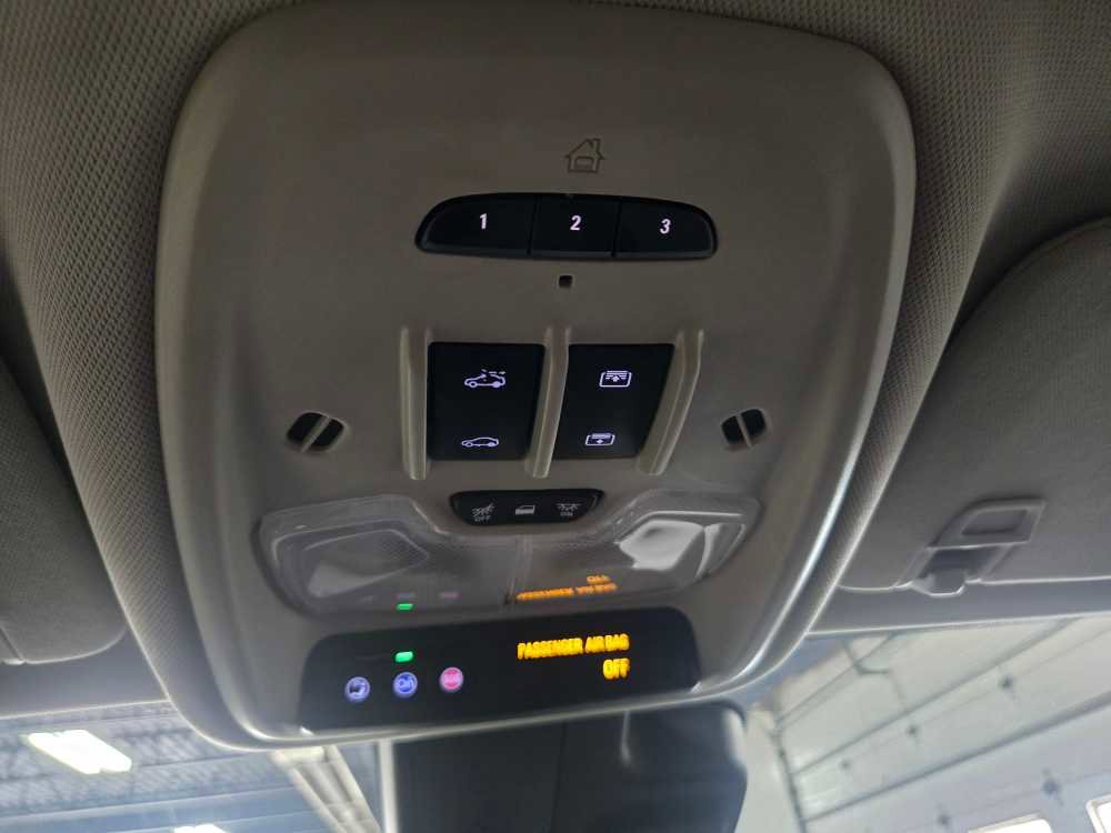 Used 2020 Buick Encore GX Essence w/ Experience Buick Package image 23