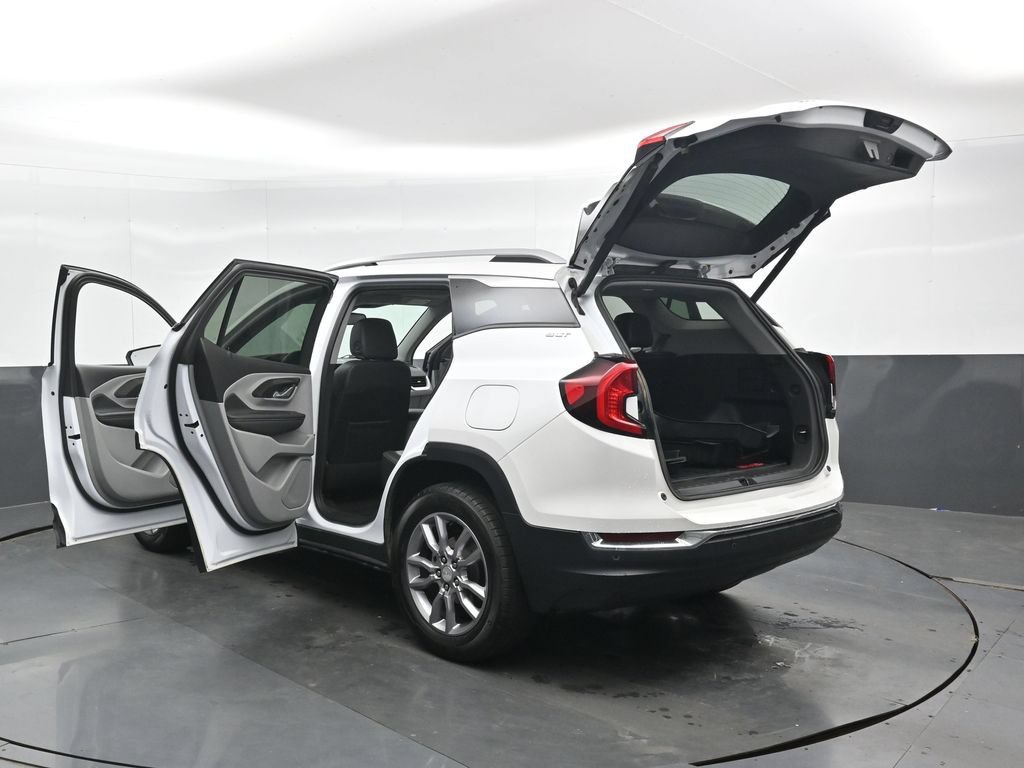 Used 2024 GMC Terrain SLT w/ Infotainment Package II AWD/4WD image 48