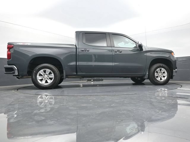 Used 2025 Chevrolet Silverado 1500 LT AWD/4WD image 47