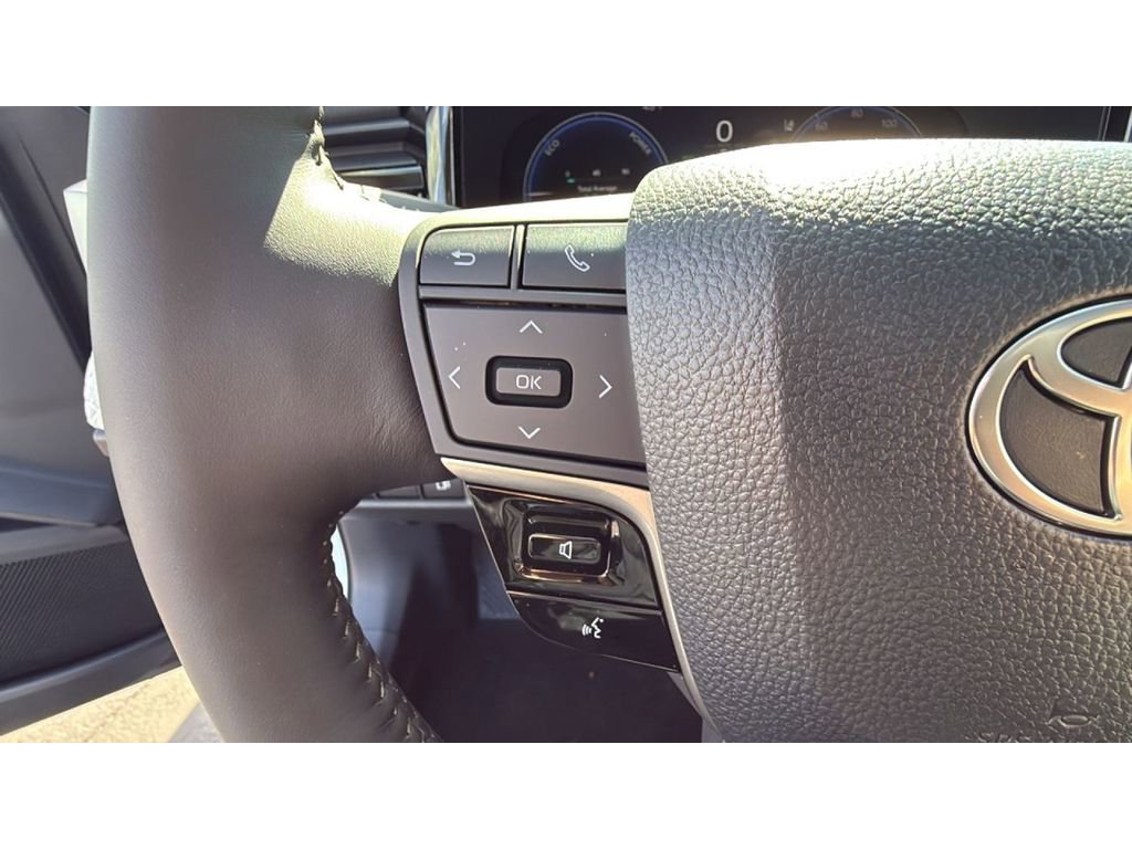 New 2026 Toyota Camry XLE image 25