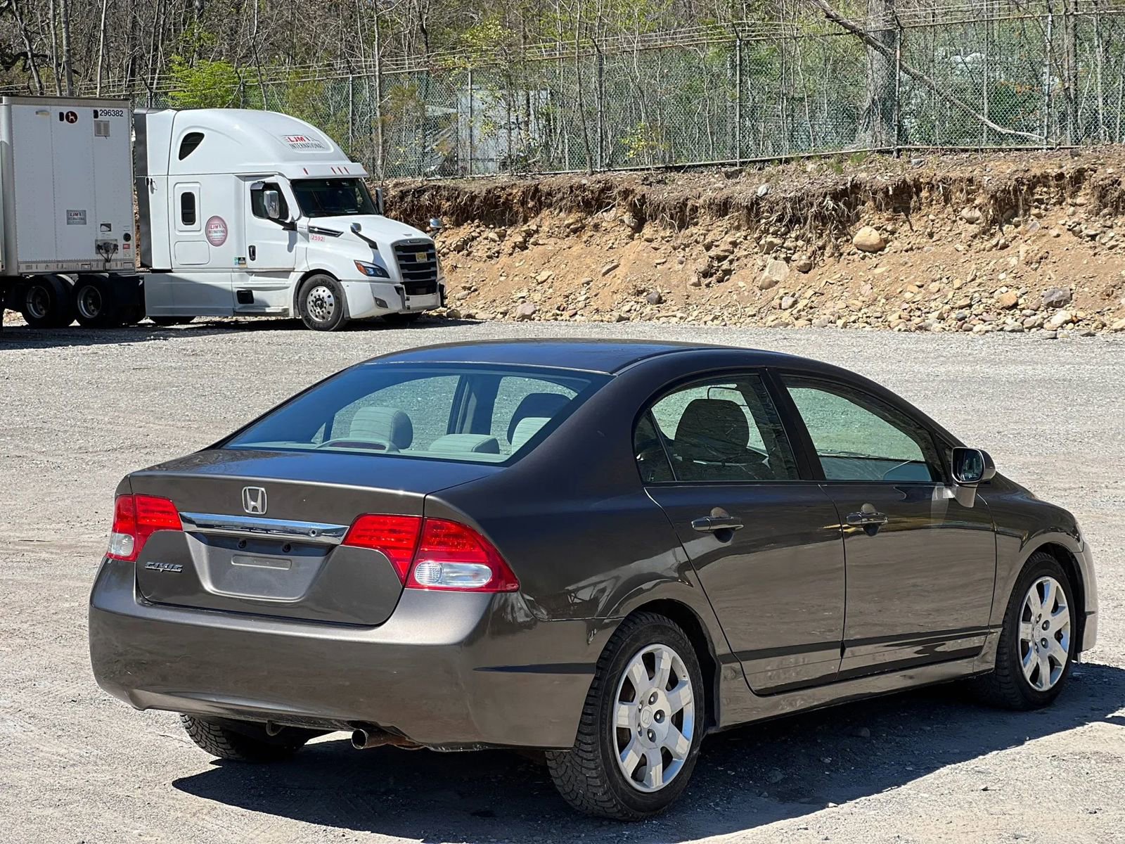Used 2010 Honda Civic LX image 6