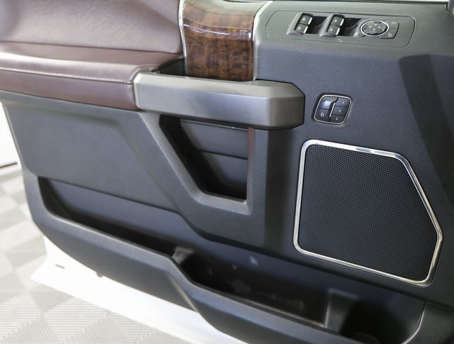 Used 2016 Ford F150 Platinum w/ Equipment Group 701A Luxury image 21