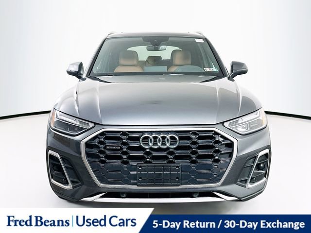 Used 2023 Audi Q5 2.0T Premium w/ Convenience Package AWD/4WD image 2