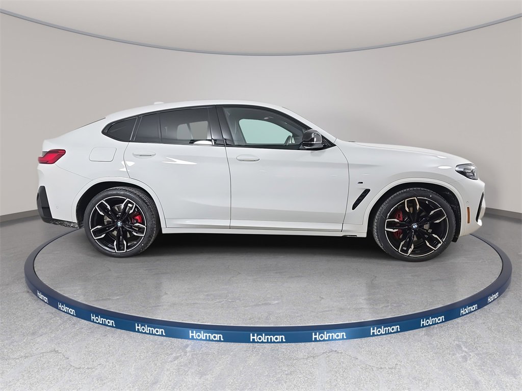 Certified 2024 BMW X4 M40i image 4