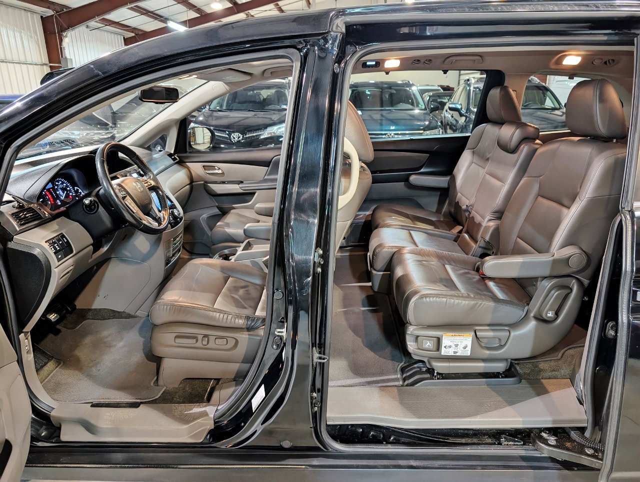 Used 2014 Honda Odyssey EX-L image 20