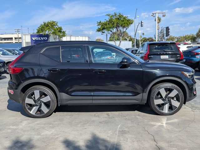 Certified 2023 Volvo XC40 Recharge Ultimate w/ Protection Package Premier AWD/4WD image 2