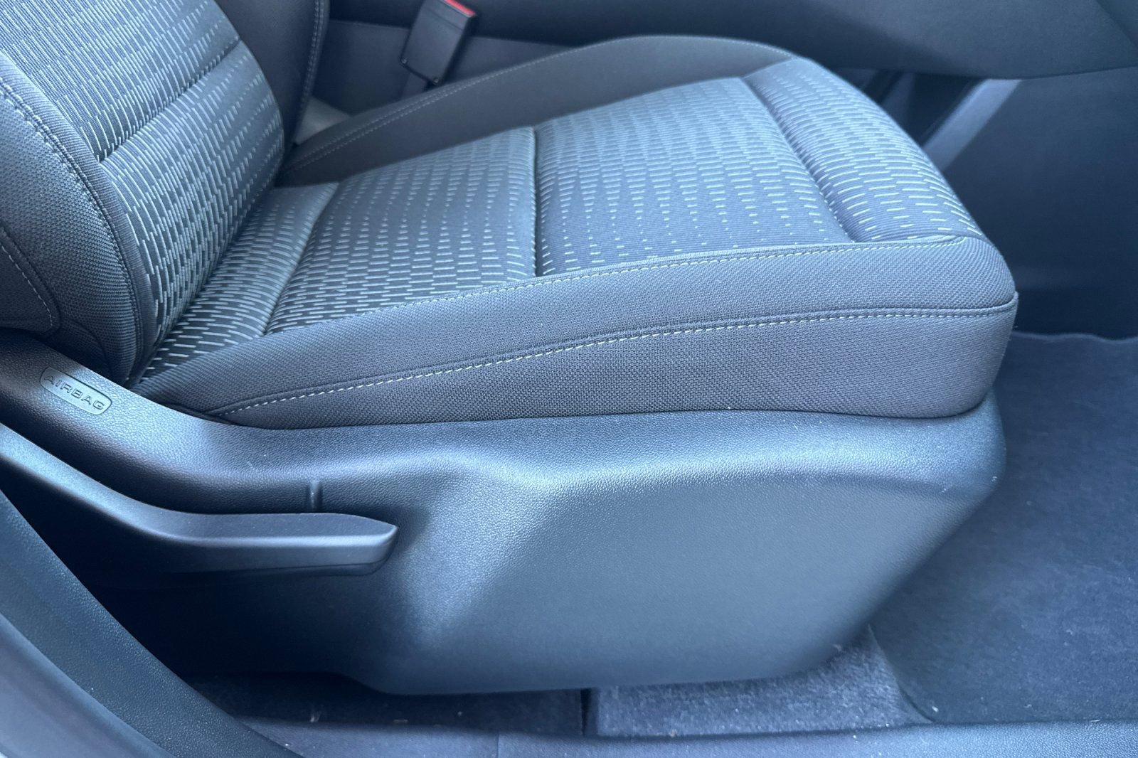 Used 2026 Chevrolet Equinox LT image 24