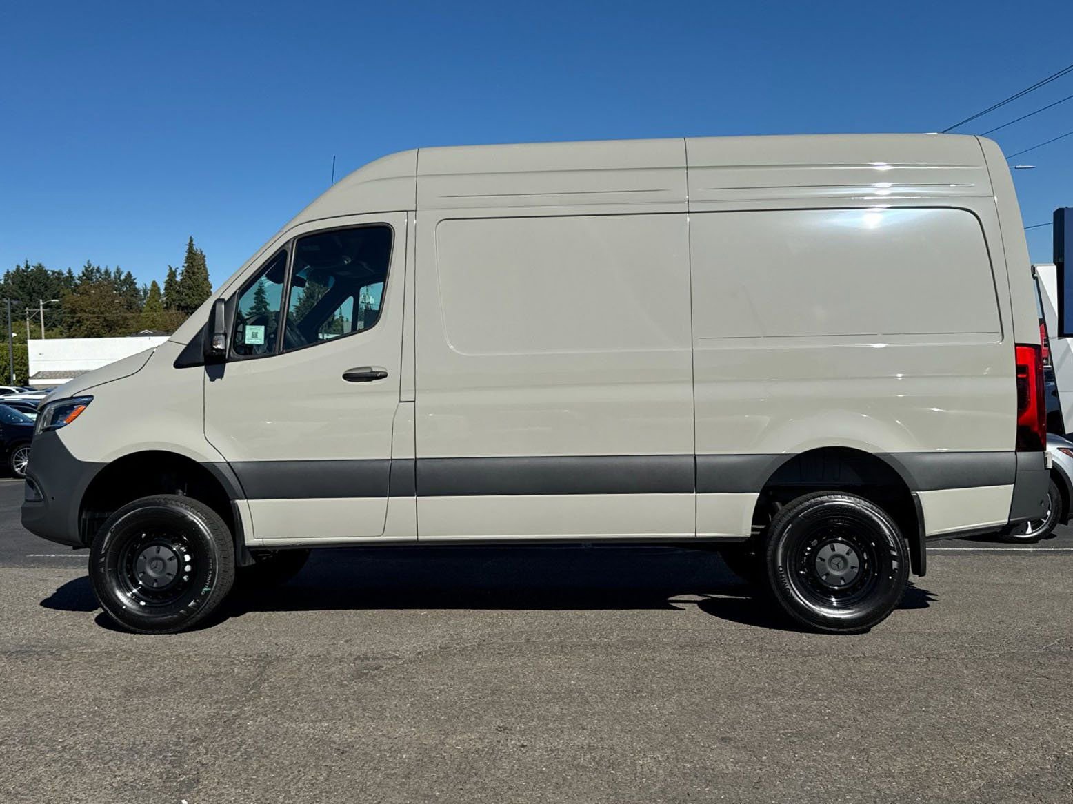 New 2026 Mercedes-Benz Sprinter 144 Cargo image 7