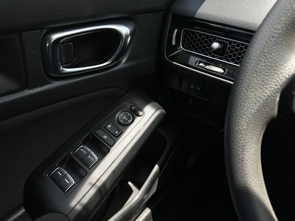 Certified 2025 Honda Civic LX image 22