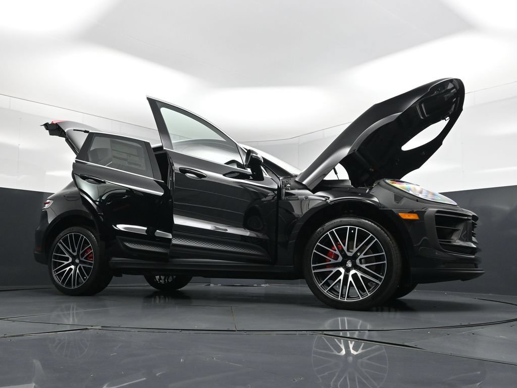 New 2026 Porsche Macan S AWD/4WD image 36