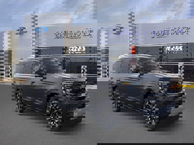 New 2025 Ford Expedition Platinum w/ Driver's Package image 30