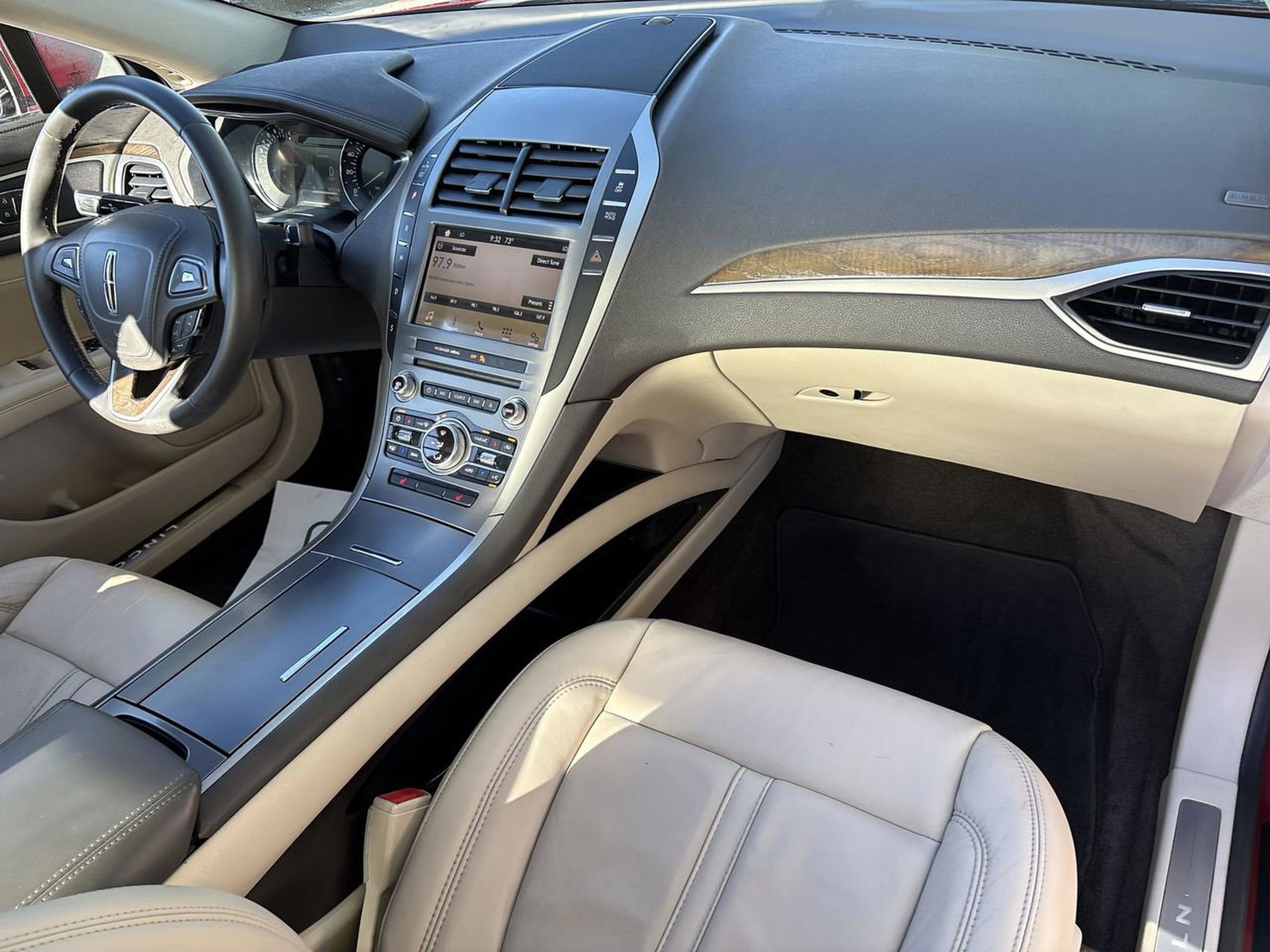 Used 2017 Lincoln MKZ Select FWD image 20