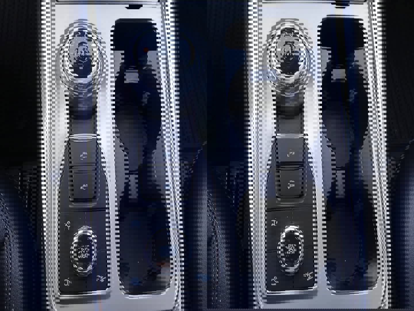 Used 2020 Ford Explorer XLT w/ Equipment Group 202A image 42